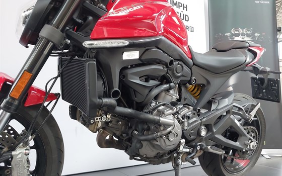 Gebrauchtmotorrad Ducati Monster + - Bild 9 Gebrauchtmotorrad Ducati Monster + - Bild 9
