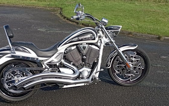 Gebrauchtmotorrad Victory Vegas Jackpot - Bild 1