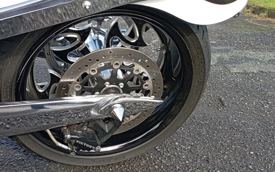 Gebrauchtmotorrad Victory Vegas Jackpot - Bild 10