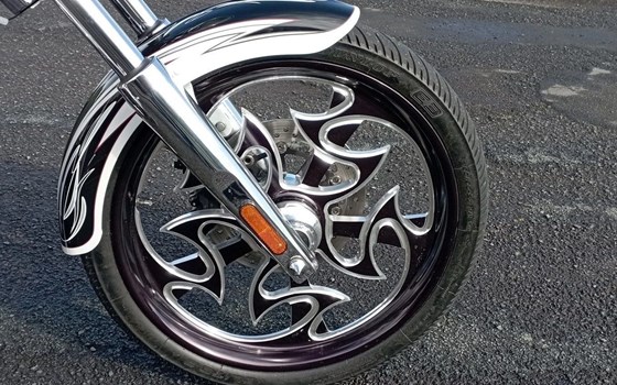 Gebrauchtmotorrad Victory Vegas Jackpot - Bild 6