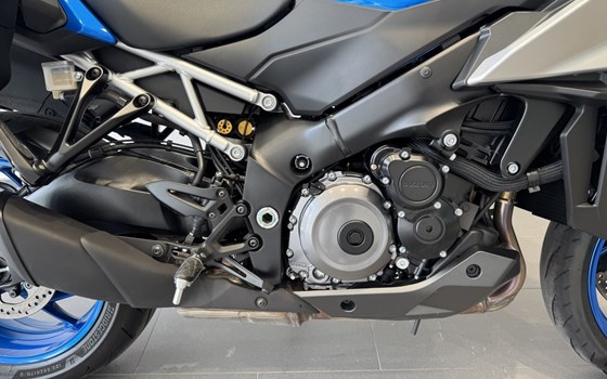 Gebrauchtmotorrad Suzuki GSX-S1000 - Bild 14 Gebrauchtmotorrad Suzuki GSX-S1000 - Bild 14