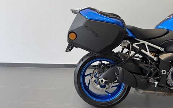 Gebrauchtmotorrad Suzuki GSX-S1000 - Bild 2 Gebrauchtmotorrad Suzuki GSX-S1000 - Bild 2