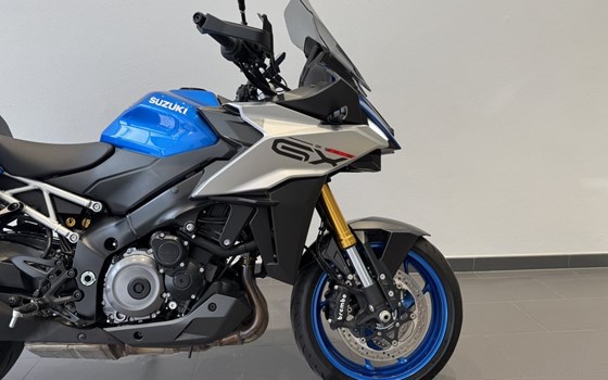 Gebrauchtmotorrad Suzuki GSX-S1000 - Bild 3 Gebrauchtmotorrad Suzuki GSX-S1000 - Bild 3