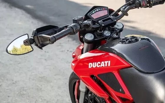 Gebrauchtmotorrad Ducati Hypermotard 796 - Bild 2 Gebrauchtmotorrad Ducati Hypermotard 796 - Bild 2