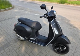 Gebrauchte Vespa GTS 300 Super Tech Gebrauchte Vespa GTS 300 Super Tech