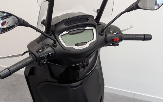 Neufahrzeug Piaggio Beverly 400 - Bild 5