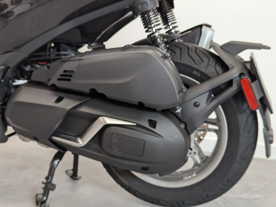 Angebot Piaggio Beverly 400 Bild 7: Angebot Piaggio Beverly 400