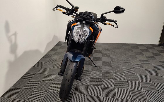 Gebrauchtmotorrad KTM 890 Duke R - Bild 5