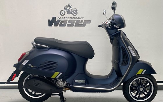 Gebrauchtmotorrad Vespa GTS 300 Super Tech - Bild 1