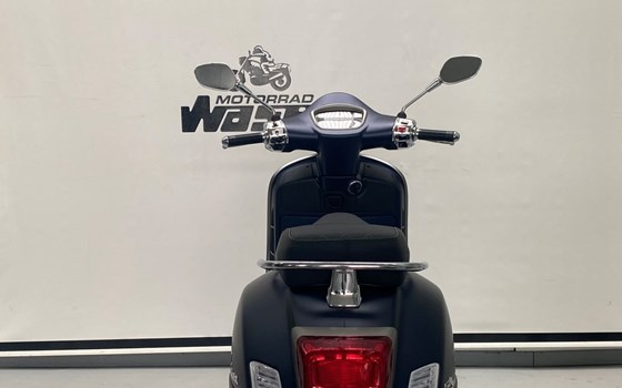 Gebrauchtmotorrad Vespa GTS 300 Super Tech - Bild 8