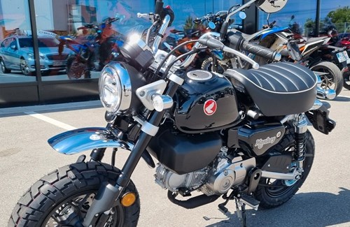 Neumotorrad Honda Monkey 125