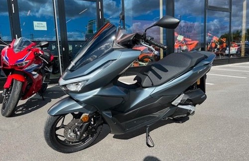 Neumotorrad Honda PCX125 DX