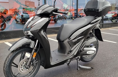 Neumotorrad Honda SH150i