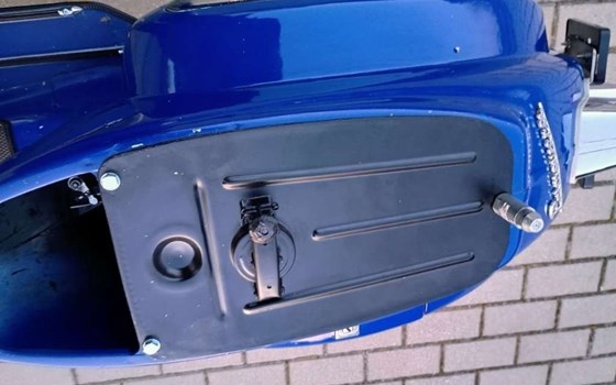 Gebrauchtmotorrad Vespa Primavera 125 - Bild 9