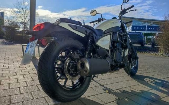 Gebrauchtmotorrad Kawasaki Eliminator 500 - Bild 3