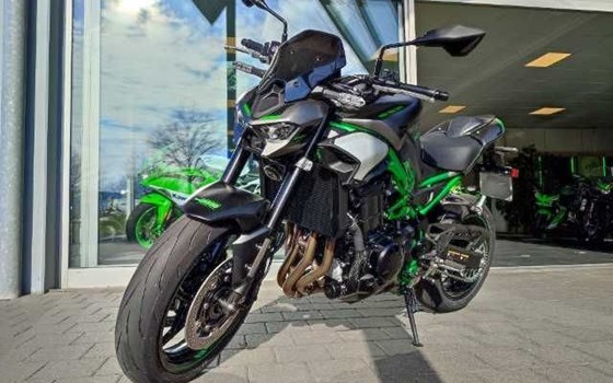 Gebrauchtmotorrad Kawasaki Z900 - Bild 1