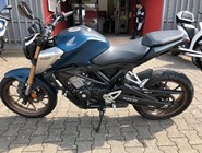 Honda CB125R