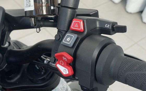 Gebrauchtmotorrad KTM 1390 Super Duke R EVO - Bild 10