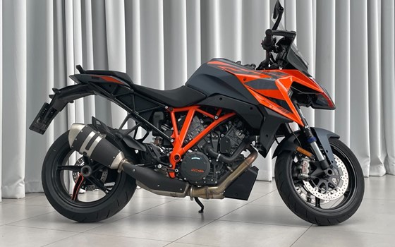 Gebrauchtmotorrad KTM 1290 Super Duke GT - Bild 6 Gebrauchtmotorrad KTM 1290 Super Duke GT - Bild 6