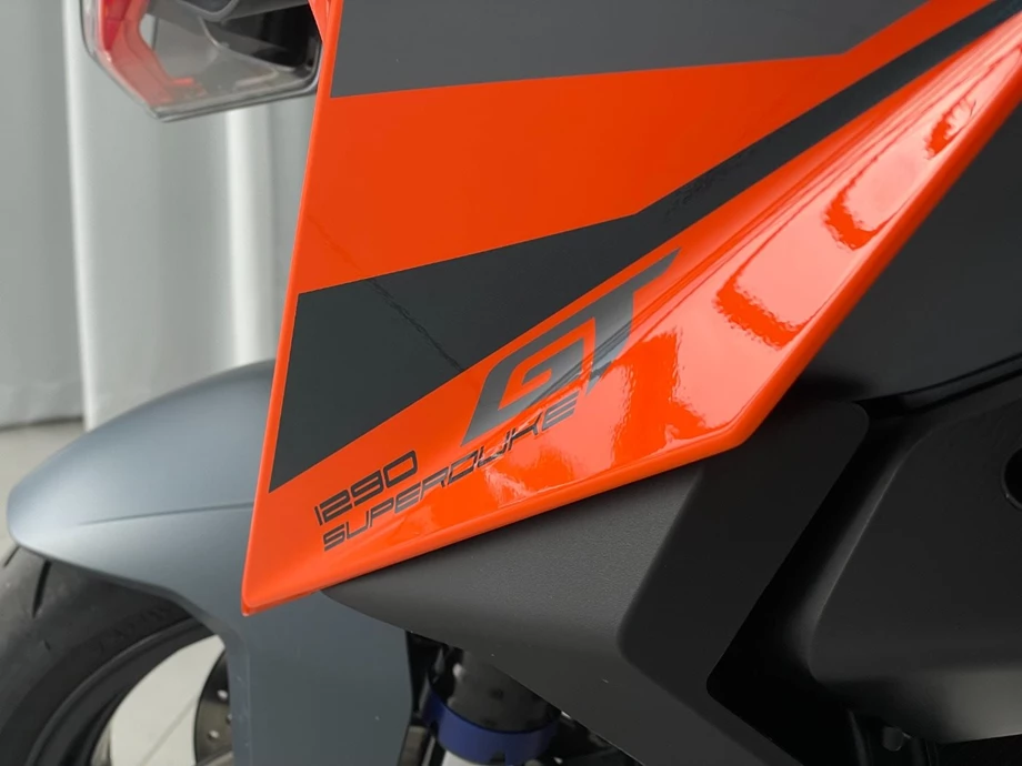Angebot KTM 1290 Super Duke GT Bild 8: Angebot KTM 1290 Super Duke GT