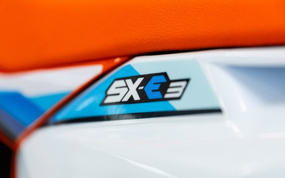 Neufahrzeug KTM SX-E 3 - Bild 11
