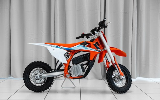 Neufahrzeug KTM SX-E 3 - Bild 4