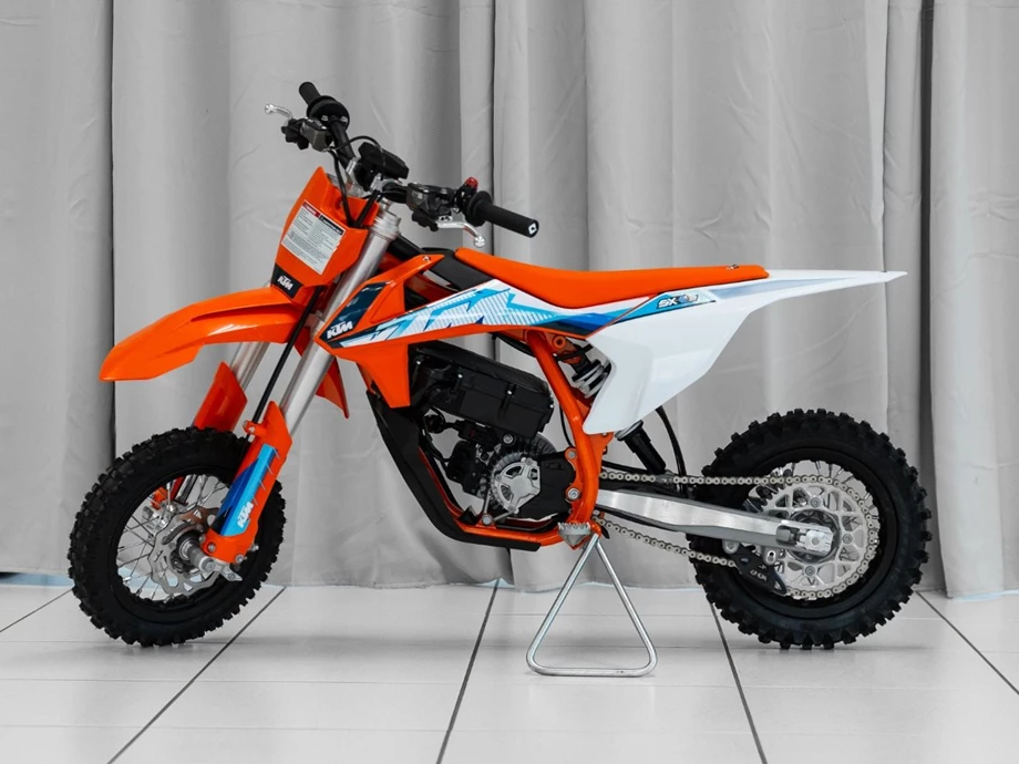 Angebot KTM SX-E 3 Bild 7: Angebot KTM SX-E 3