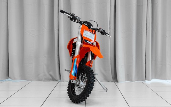 Neufahrzeug KTM SX-E 3 - Bild 8