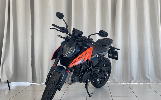 Neufahrzeug KTM 125 Duke - Bild 2 Neufahrzeug KTM 125 Duke - Bild 2