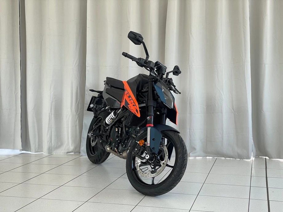 Angebot KTM 125 Duke Bild 4: Angebot KTM 125 Duke