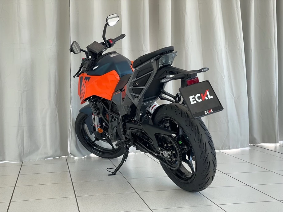 Angebot KTM 125 Duke Bild 8: Angebot KTM 125 Duke