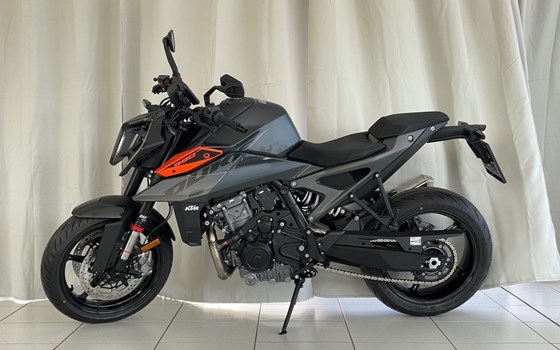 Neufahrzeug KTM 990 Duke - Bild 5 Neufahrzeug KTM 990 Duke - Bild 5