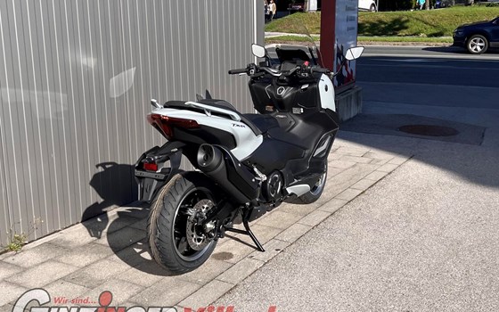 Neufahrzeug Yamaha TMAX Tech MAX - Bild 4 Neufahrzeug Yamaha TMAX Tech MAX - Bild 4