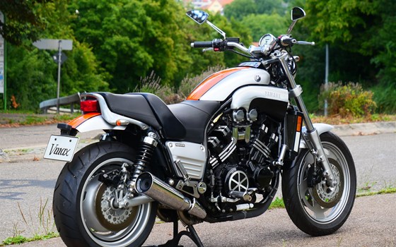 Gebrauchtmotorrad Yamaha V-MAX - Bild 2