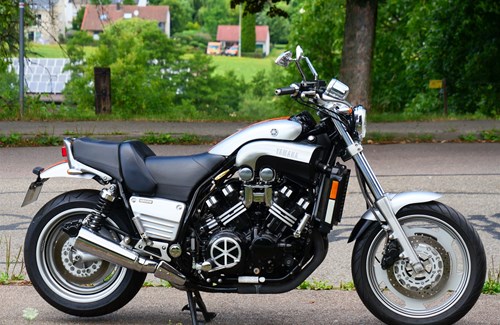 Gebrauchtmotorrad Yamaha V-MAX