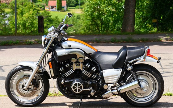 Gebrauchtmotorrad Yamaha V-MAX - Bild 5