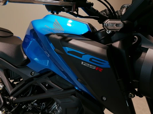 Honda CB125R (blau) - Bild 3