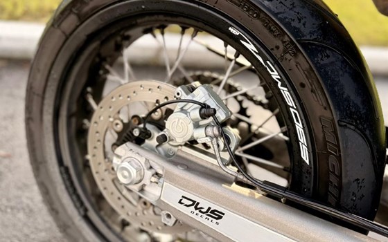 Gebrauchtmotorrad KTM 690 SMC R - Bild 10