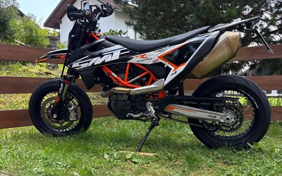 Gebrauchtmotorrad KTM 690 SMC R - Bild 4 Gebrauchtmotorrad KTM 690 SMC R - Bild 4