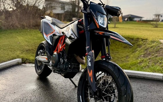 Gebrauchtmotorrad KTM 690 SMC R - Bild 5