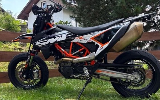 Gebrauchtmotorrad KTM 690 SMC R - Bild 1 Gebrauchtmotorrad KTM 690 SMC R - Bild 1