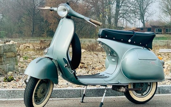 Gebrauchtmotorrad Vespa 150 GS - Bild 2
