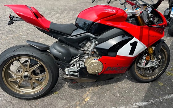 Gebrauchtmotorrad Ducati Panigale V4 S - Bild 6