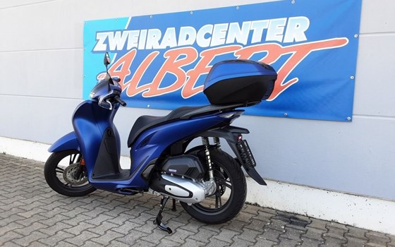 Gebrauchtmotorrad Honda SH125i - Bild 7