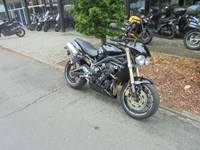 Gebrauchtmotorrad Triumph Street Triple