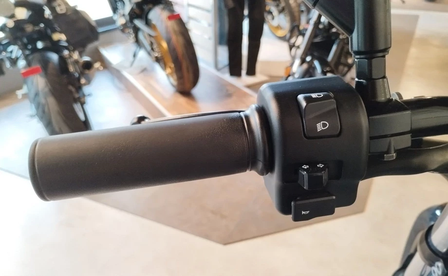 Angebot Yamaha XV 950 R Bild 12: Angebot Yamaha XV 950 R