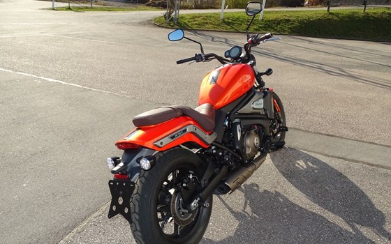 Gebrauchtmotorrad QJ Motor SRV 550 ST - Bild 4