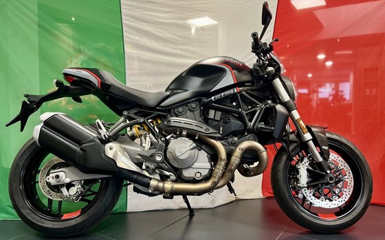 Gebrauchtmotorrad Ducati Monster 821 Stealth - Bild 1