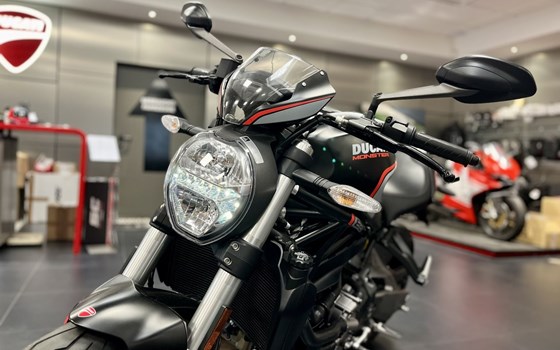 Gebrauchtmotorrad Ducati Monster 821 Stealth - Bild 5