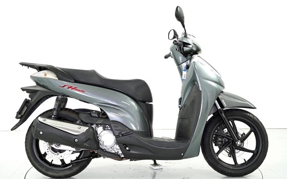 Motorrad Occasion Honda SH300i - Bild 4